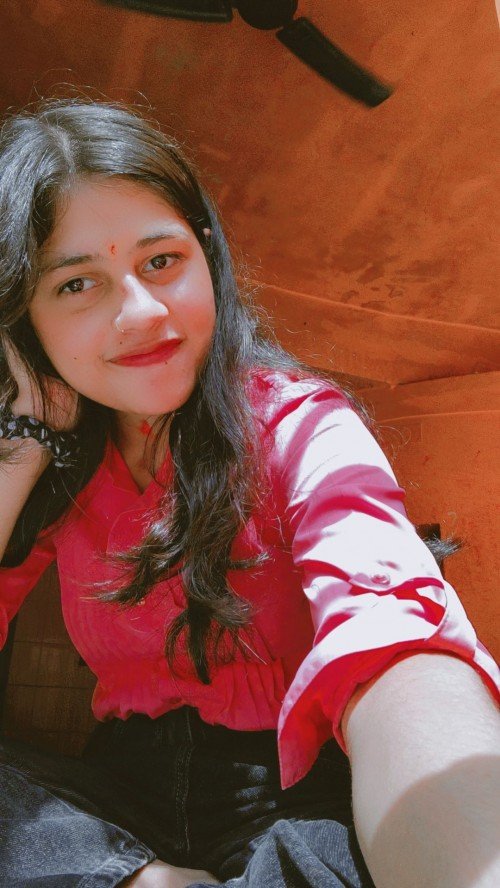 Jigyasa tiwari  home tutor in Varanasi.